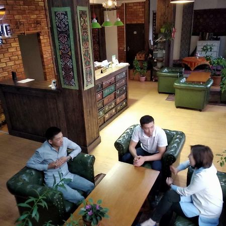 Olive Hotel Biskek Kültér fotó
